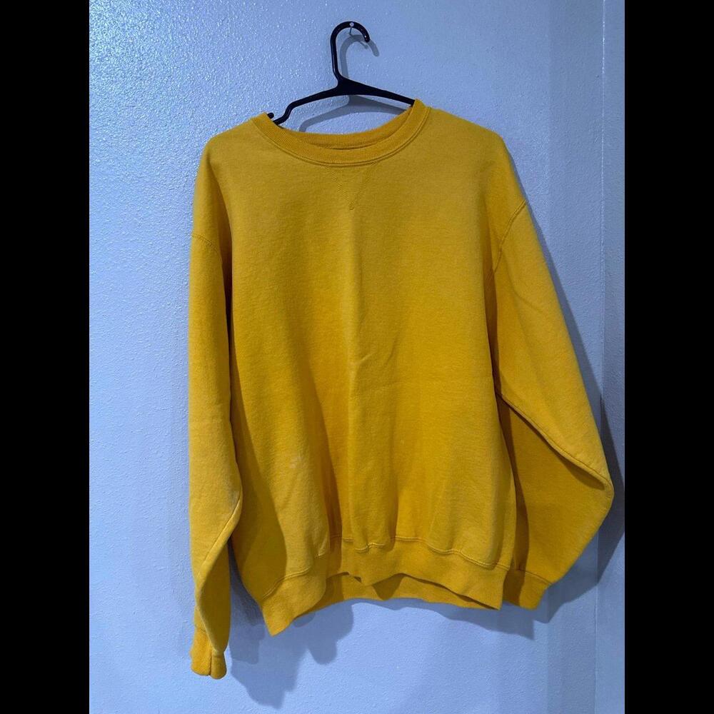 Golden yellow crewneck